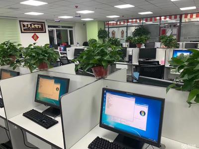 租電腦 零押金、專業服務，解決您的設備需求